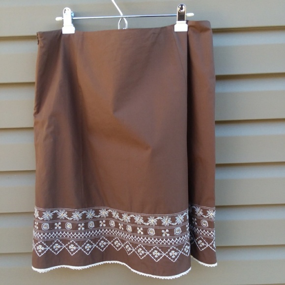 Villager Sz 16 Brown Embroidered Skirt - Picture 2 of 6